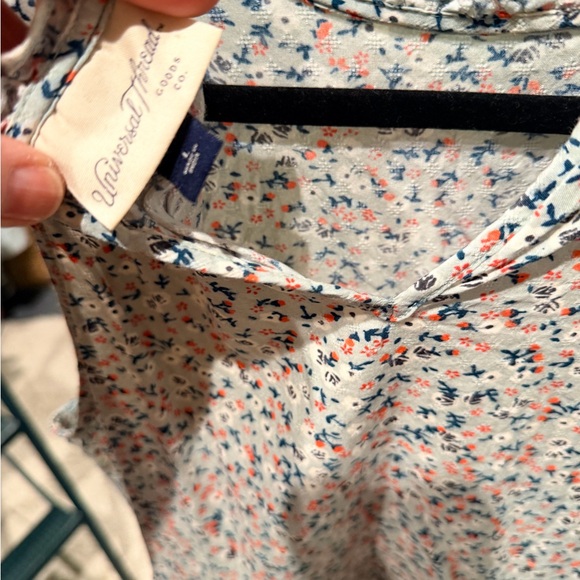 Universal Thread Floral Sleeveless Blouse - Multicolor - Picture 2 of 2